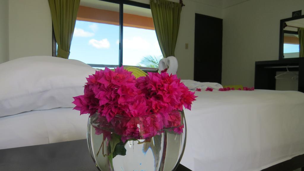 Hotel Villa De Pescadores Río Lagartos Екстериор снимка