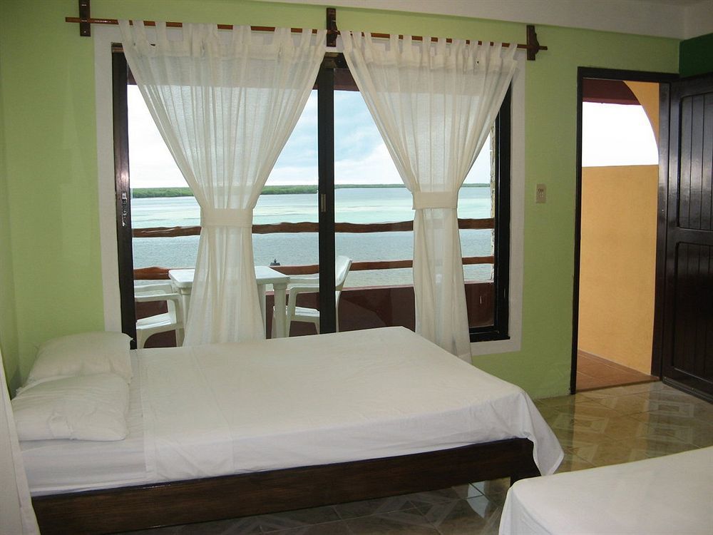Hotel Villa De Pescadores Río Lagartos Екстериор снимка